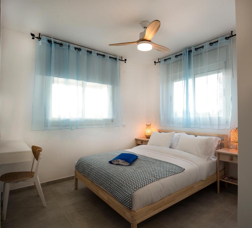 Argaman Beach Apartment Akkon Exterior foto