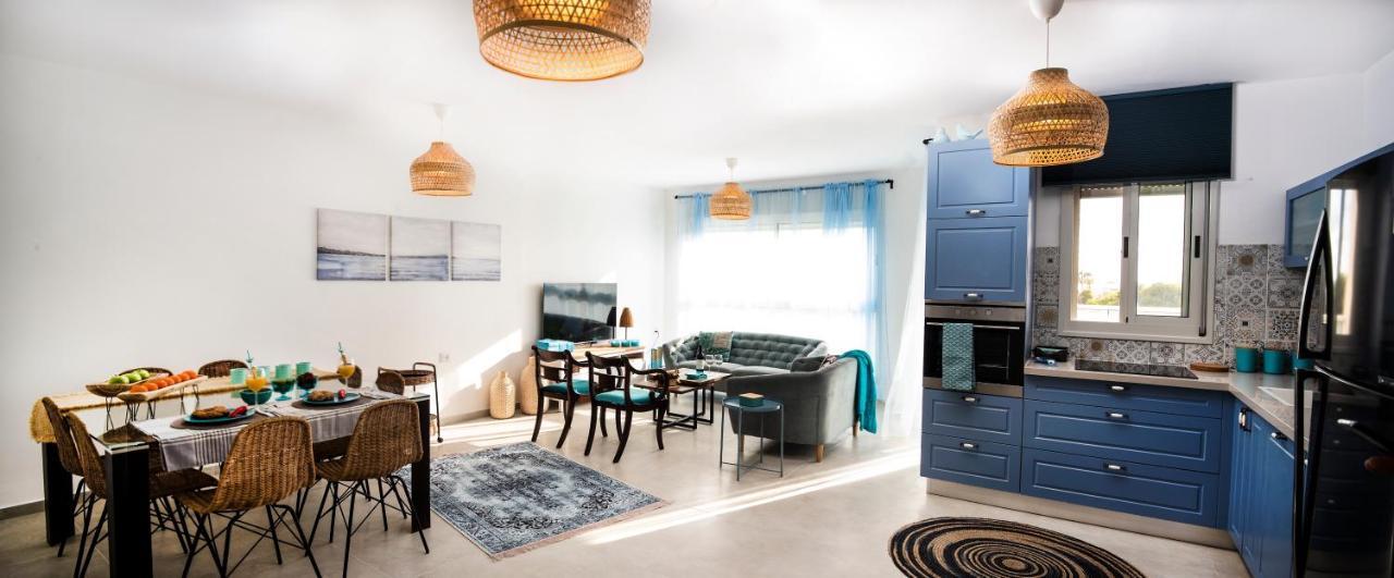 Argaman Beach Apartment Akkon Exterior foto